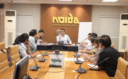 Noida News : न्यू नोएडा के अधिसूचित क्षेत्र में अवैध निर्माण करने वालों पर प्राधिकरण करेगा सख्त कार्रवाई