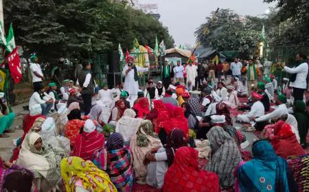 Greater Noida News : यीडा पहुंचा संयुक्त किसान मोर्चा का धरना महिलाओं ने संभाली धरने की कमान