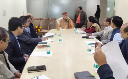 Noida News : पेंशन भोगियों की पेंशन का ससमय हो भुगतान, मंत्री ने अधिकारियों को दिये निर्देश