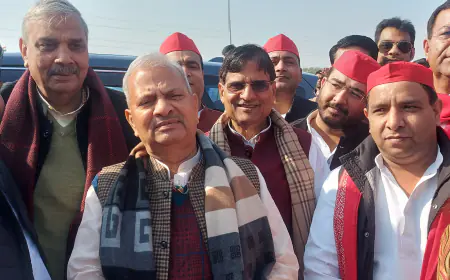 Noida News : जेल में बंद किसानों से मुलाकात करने पहुंचा सपा प्रतिनिधिमंडल