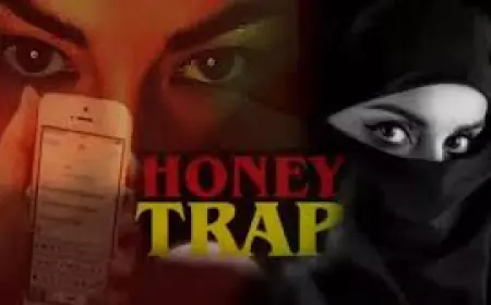 Noida News : हनी ट्रैप में फंसाकर लोगों से लूटपाट करने वाले गैंग के दो महिला समेत पांच  गिरफ्तार