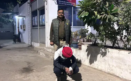 Noida News : ऑपरेशन प्रहार के चलते  प्रिंट रेट से ज्यादा कीमत लेकर शराब बेचने वाले तीन सेल्समैन हुए  गिरफ्तार