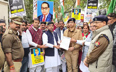 Greater Noida News : कांग्रेसियों ने निकाली अंबेडकर स्वाभिमान सम्मान मार्च, ज्ञापन सौंपा