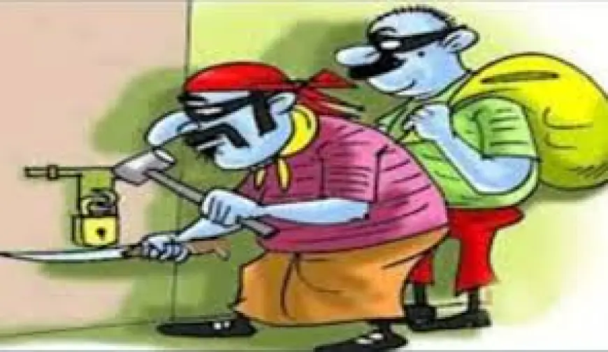 Noida News :   ब्रिगेडियर के घर से लाखों रुपए कीमत के जेवरात, नगदी और दो मोबाइल फोन चोरी