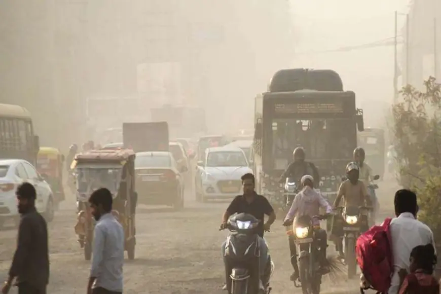 Weather Update : एनसीआर में वायु प्रदूषण के बढ़ते स्तर ने लोगों का जीना किया दूभर 