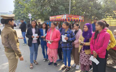 Noida News : महिला सुरक्षा के प्रति जागरूक किया