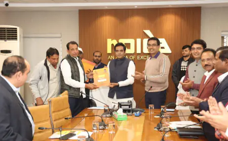 Noida News : नोएडा के 23 किसानों को विधायक ने 4400 वर्ग मीटर आबादी के भूखण्डों का आंवटन पत्र किया वितरित