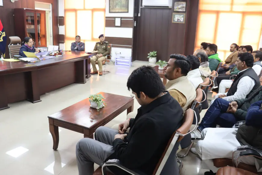 Noida News : सुखबीर, रुपेश व सोरन प्रधान के नेतृत्व में किसानों के प्रतिनिधिमंडल ने सीपी व डीएम से की वार्ता, किसानों पर दर्ज मुकदमें होंगे वापस, मुख्य सचिव से होगी वार्ता