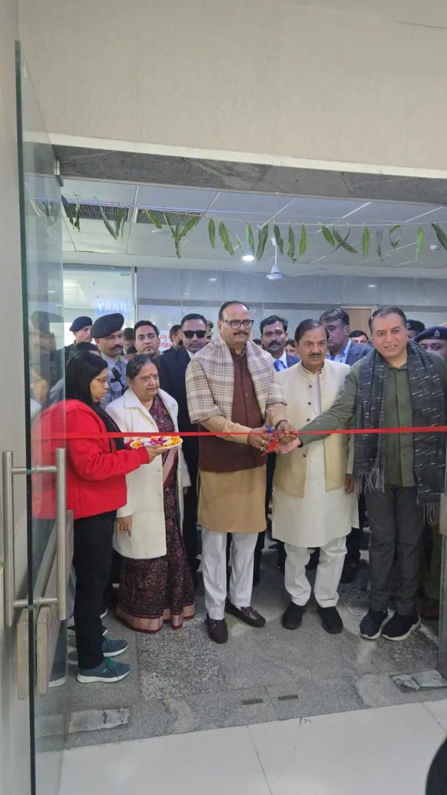 Noida News : चाइल्ड पीजीआई में उप मुख्यमंत्री ने किया बोनमेरो ट्रांसप्लांट यूनिट का उद्घाटन