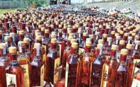 Greater Noida News : आबकारी विभाग ने फार्म हाउस पर मारा छापा, हरियाणा मार्का शराब बरामद