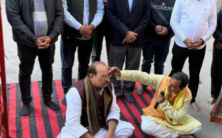 Noida News : नोएडा में मां शारदा शक्ति भवन मंदिर के भव्य निर्माण की डीपी यादव ने रखी नींव