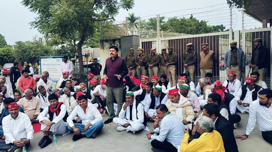 Greater Noida News : ग्रामीण एनपीसीएल का करेंगे बहिष्कार, यूपीपीसीएल से बिजली आपूर्ति की होगी मांग