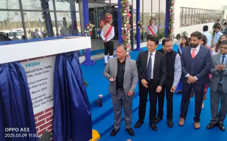 Noida News : राज्य की आर्थिक वृद्धि को गति देने में हायर निभाएगी  महत्वपूर्ण भूमिका : मुख्य सचिव