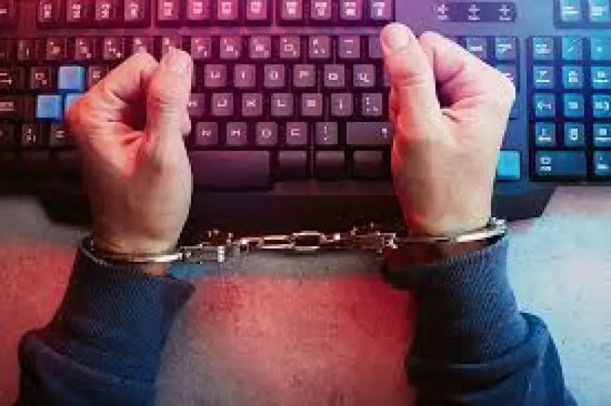 Noida News : चीनी हैंडलरों की मदद से 500 लोगों के साथ की 235 करोड़ रुपये की ठगी