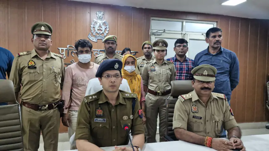 Greater Noida News : चार बच्चों की मां ने प्रेमी से औलाद का सुख न मिलने पर पड़ोसन की चुरा ली बच्ची, दो गिरफ्तार