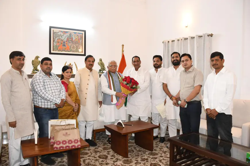 Greater Noida News  : दिल्ली में केंद्रीय मंत्री से मिला सांसद व विधायक संग हाईराइज सोसायटी का प्रतिनिधिमण्डल