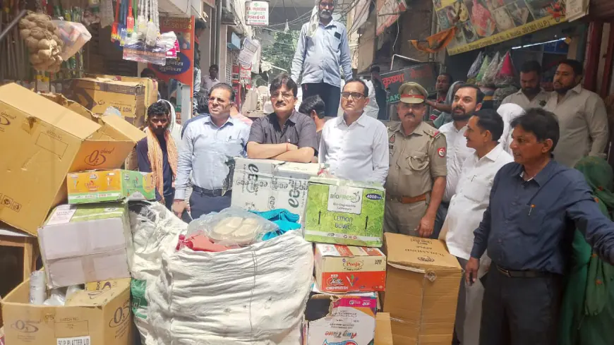 Noida News : नोएडा के इस चर्चित ग्राम में प्राधिकरण ने की बड़ी कार्रवाई, 250 किलो जब्त की सिंगल यूज प्लास्टिक की थैलियां