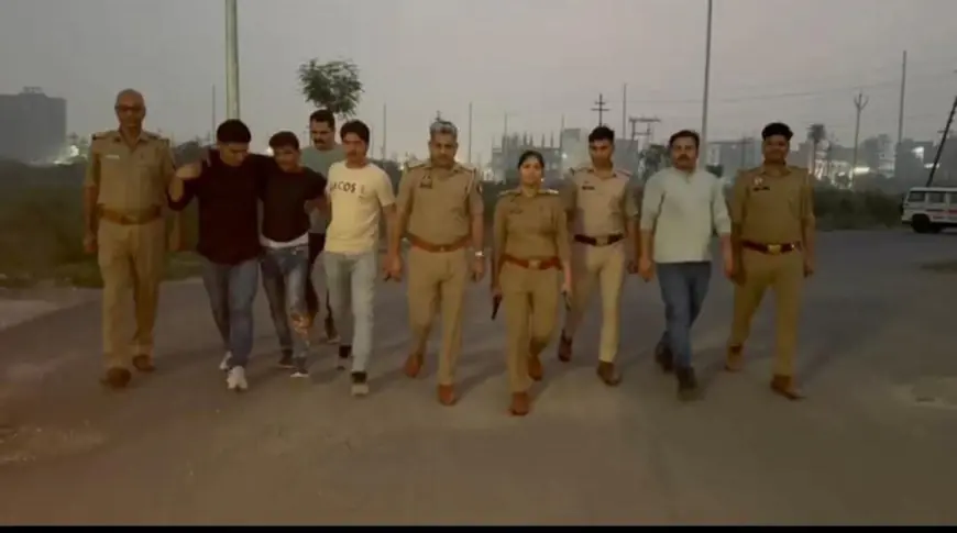 Noida News : पुलिस मुठभेड़ के दौरान दो शातिर बदमाश गिरफ्तार, एक के पैर में लगी गोली