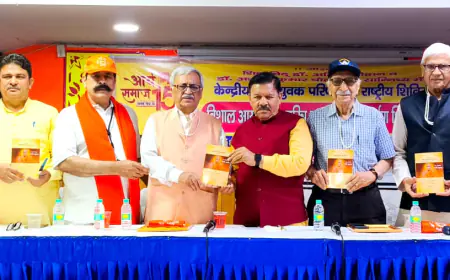 Noida News : युवा पीढ़ी को चरित्रवान बनाने के लिए विशाल आर्य युवक चरित्र निर्माण शिविर का शुभारंभ