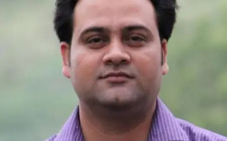 Noida News : अवैध उगाही और ब्लैकमेलिंग के आरोप में महिला समेत दो चैनल एंकर गिरफ्तार