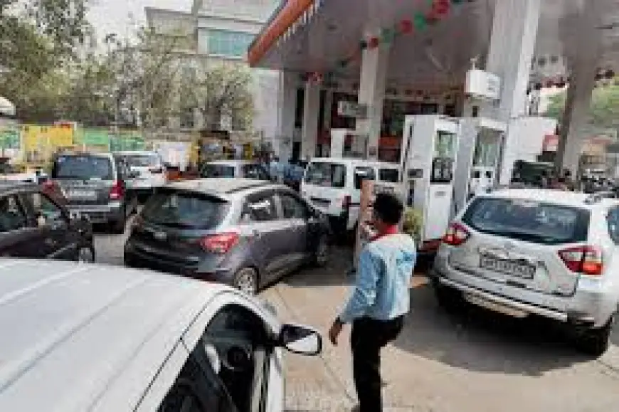 Noida News : समय सीमा पार कर चुके वाहनों को एक नवंबर से नहीं मिलेगा तेल, पेट्रोल पंपों पर लगवाए जा रहे हैं विशेष कैमरे