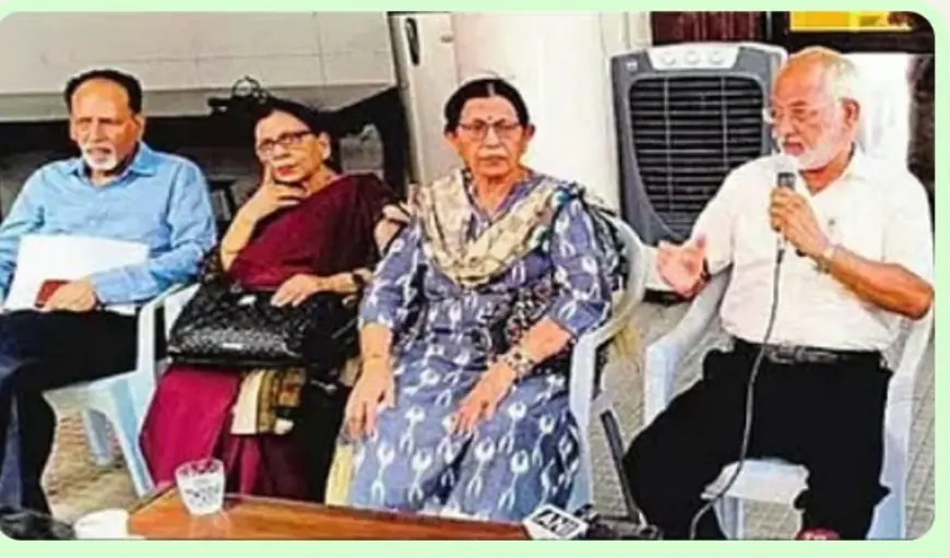 Noida News : आनंद निकेतन वृद्ध आश्रम मामला: ट्रस्ट ने मानी गलती, केयरटेकर को नौकरी से निकला बृद्ध जनों के परिजनों ने ट्रस्ट पर जताया भरोसा, मुख्य ट्रस्टियों ने दी सफाई