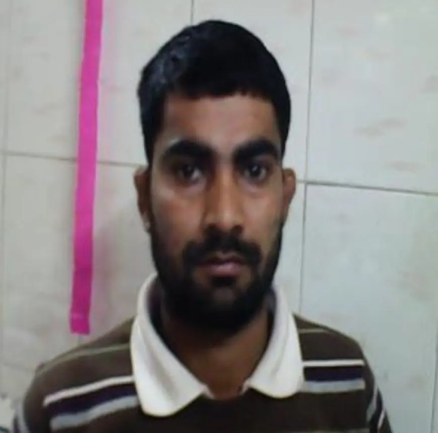 Noida News : यूपी एसटीएफ ने मुठभेड़ के दौरान एक लाख रुपए के इनामी बदमाश को मार गिराया हाईवे पर ट्रक ड्राइवर की हत्या कर लूटपाट करता था बदमाश, साइको किलर के नाम से कुख्यात था संदीप पहलवान