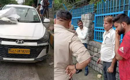 Noida News :  निजी कॉलेज के पास कार में मिला दो लोगों का शव