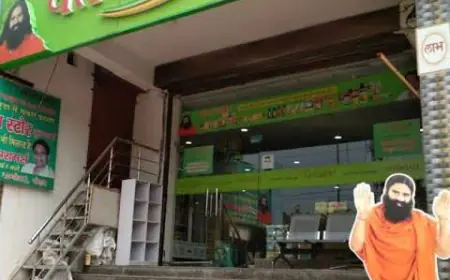 Noida News : पतंजलि मेगा स्टोर से नकदी और कीमती सामान चोरी