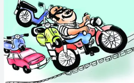 Noida News : विभिन्न जगहों से 14 वाहन चोरी