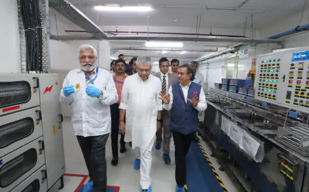 Noida News : केंद्रीय मंत्री अश्विनी वैष्णव ने किया  टेंपर्ड ग्लास बनाने की कंपनी का उद्घाटन