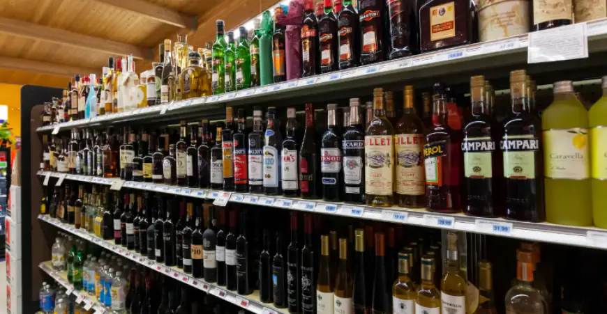 Noida News : दिल्ली की तरह जन्माष्टमी के दिन गौतम बुद्ध नगर में बंद नहीं होगी मदिरा की दुकाने