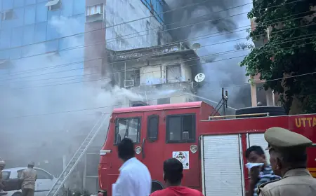 Noida News : विकलांगों के उपकरण बनाने वाली कंपनी में लगी भयंकर आग