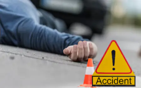 Greater Noida News : सड़क हादसे में  गलगोटिया यूनिवर्सिटी के छात्र की मौत