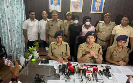 Noida News : बिहार से प्रतिबंधित खैर की लकड़ी तस्करी करने वाले दो गिरफ्तार, 50 लाख रुपए कीमत की लकड़ी बरामद