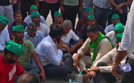 Noida News : अतिक्रमण हटाने गए नोएडा प्राधिकरण और किसानों के बीच संघर्ष ,मारपीट का आरोप लगाकर किसान नेताओं ने थाना घेरा