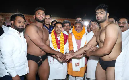 Noida News : विशाल दंगल में भारत केसरी कलुआ गुर्जर ने दी पुष्पेंद्र नेवी को पटकनी