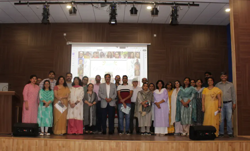 Noida News : शिक्षक दिवस पर बिरला इंस्टिट्यूट में कार्यक्रम आयोजित, कई प्राध्यापकों को मिला सम्मान