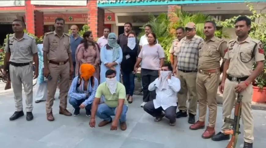 Noida News : लिंग परीक्षण केंद्र के संचालक सहित पांच के खिलाफ मुकदमा दर्ज, गिरफ्तार । पानीपत की स्वास्थ्य टीम ने शुक्रवार को सेक्टर 37 में चल रहे केंद्र पर की थी छापेमारी