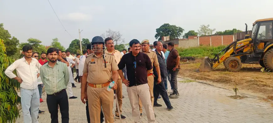 Greater Noida News : बुलन्दशहर में यमुना प्राधिकरण का अवैध निर्माण पर चला बुलडोजर, 2500 करोड़ की भूमि अतिक्रमण मुक्त