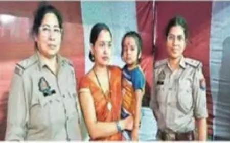 Noida News : रामलीला और दुर्गा पूजा के दौरान गौतम बुद्ध नगर पुलिस ने परिजनों से बिछड़े हुए 94 बच्चों को ढूंढकर किया सुपुर्द