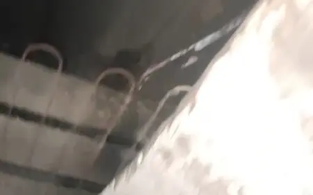 Ghaziabad News : फ्रिज का कंप्रेसर फटने से फ्लैट में लगी आग, मां -बेटी झूलसे, बच्ची की मौत