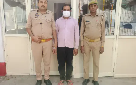 Noida News : रिटायर्ड फौजी की हत्या के मामले में वांछित दो भतीजे गिरफ्तार, पटाखा जलाने के विवाद में हुई थी घटना