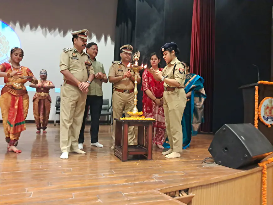 Noida News : मिशन शक्ति-5 के तहत समाज में बहादुरी का कार्य करने वाली 50 महिलाएं हुई सम्मानित