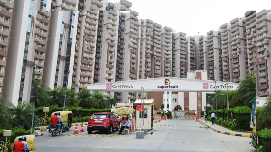 Noida News : सोसाइटी में तैनात सिक्योरिटी गार्ड को नाग ने डसा, हालत गंभीर