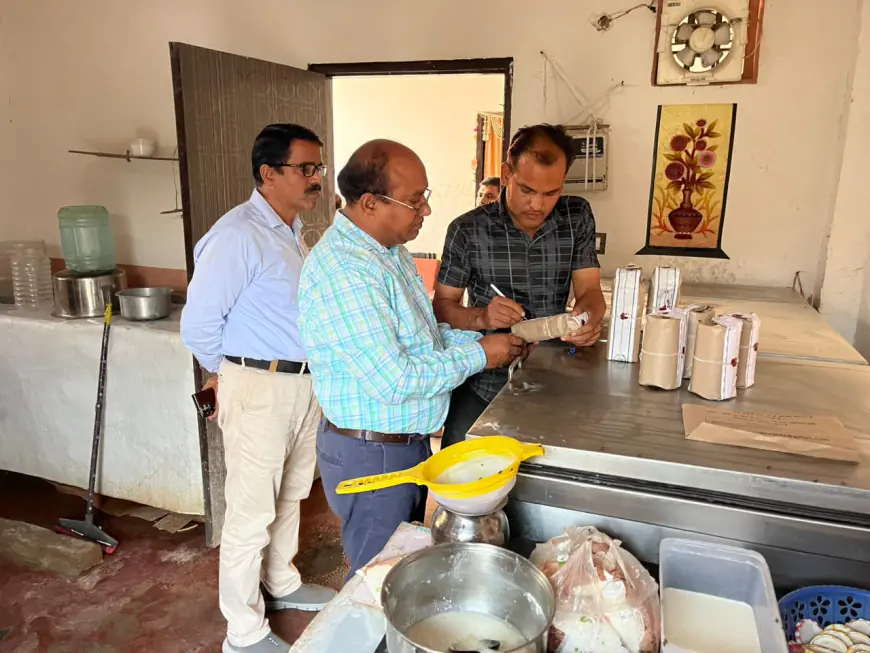 Noida News : मिलावट खोरों के खिलाफ खाद्य एवं औषधि प्रशासन का अभियान जारी, 6 नमूने लैब में भेजा