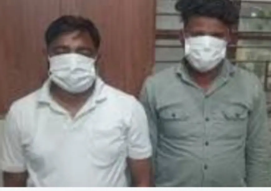 Noida News : एसडीएम के आवास के बाहर से 50 हजार रुपए की रिश्वत लेते हुए लेखपाल और उसका सहयोगी गिरफ्तार