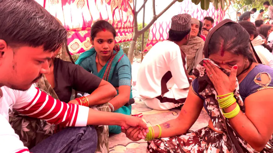 Greater Noida News : बहनों ने रोते हुए भाईदूज पर भाईयों का किया टीका व पूजन