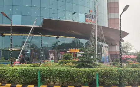 Noida News : नोएडा प्राधिकरण ने गंदगी मिलने पर मोदी माल पर लगाया 25 लाख का जुर्माना