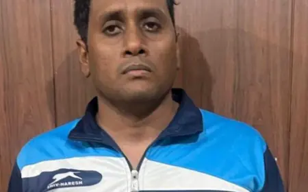 Noida News : फर्जी रॉ अधिकारी गिरफ्तार, टैब से दिल्ली ब्लास्ट की वीडियो बरामद ,जांच में जुटी एसटीएफ और गुप्तचर एजेंसिया